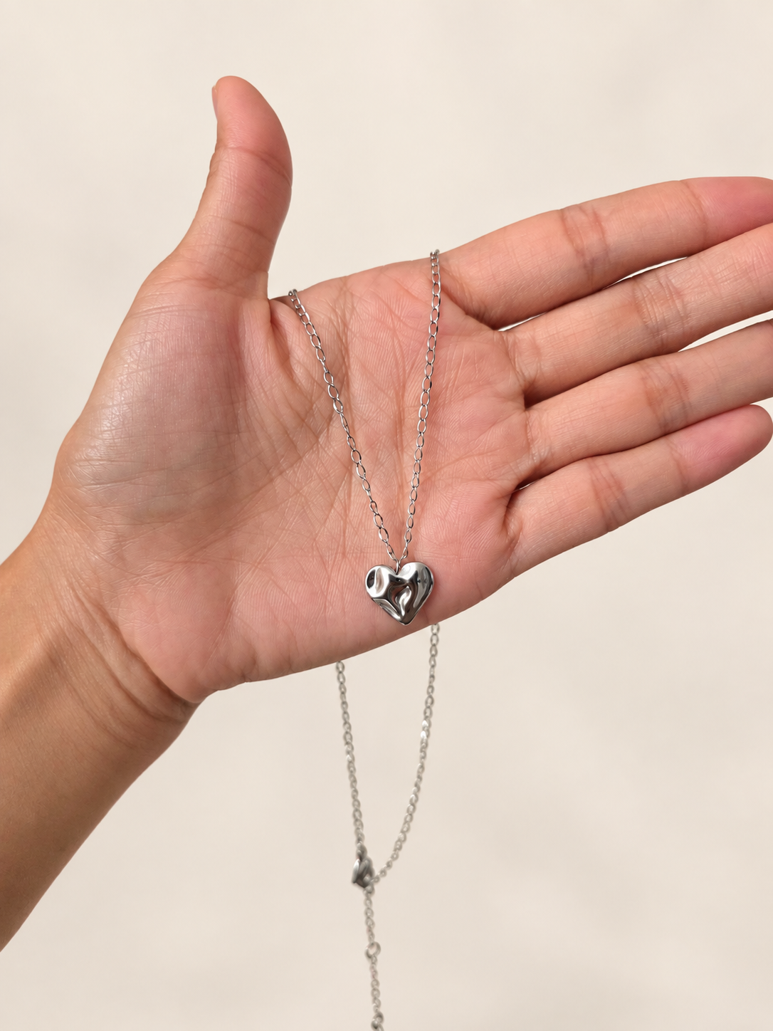Dévon — Collier Pendentif Cœur Argenté