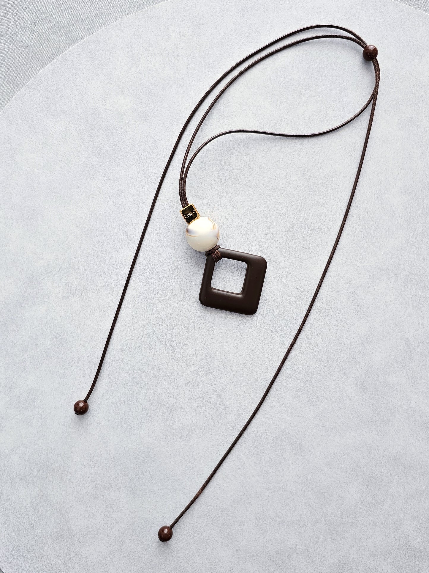 Collier Alix F